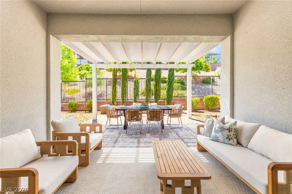6435 Wild Blue, Las Vegas, NV 89135