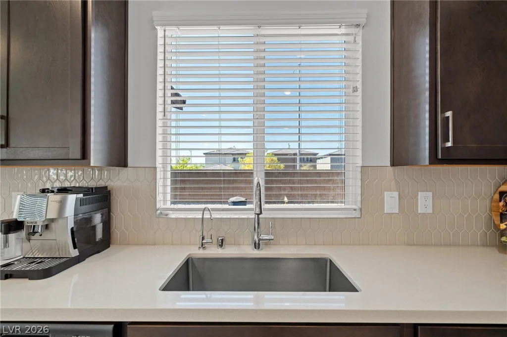 2915 Roaming Palmer, North Las Vegas, NV 89086