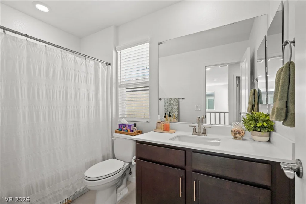 2915 Roaming Palmer, North Las Vegas, NV 89086