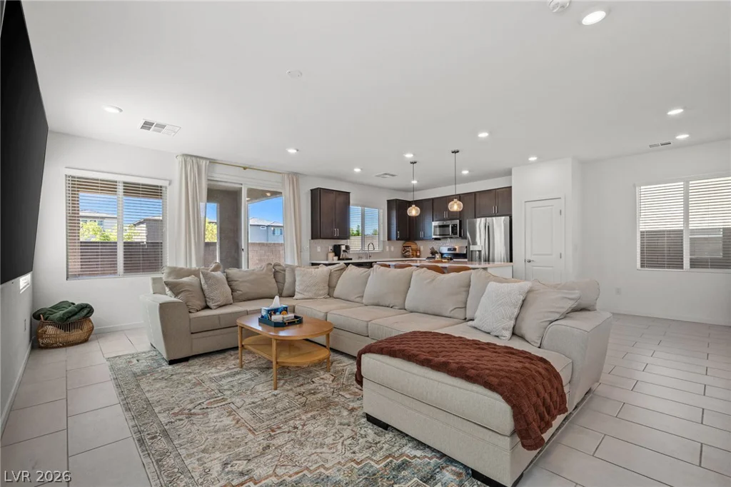 2915 Roaming Palmer, North Las Vegas, NV 89086