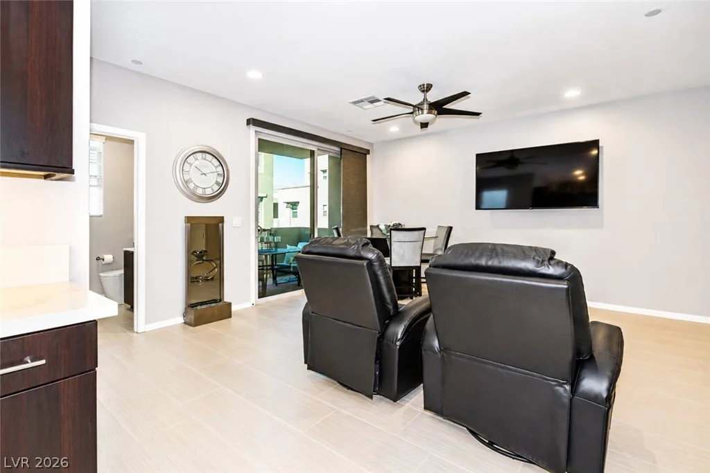 11257 Rainbow Peak, Las Vegas, NV 89135