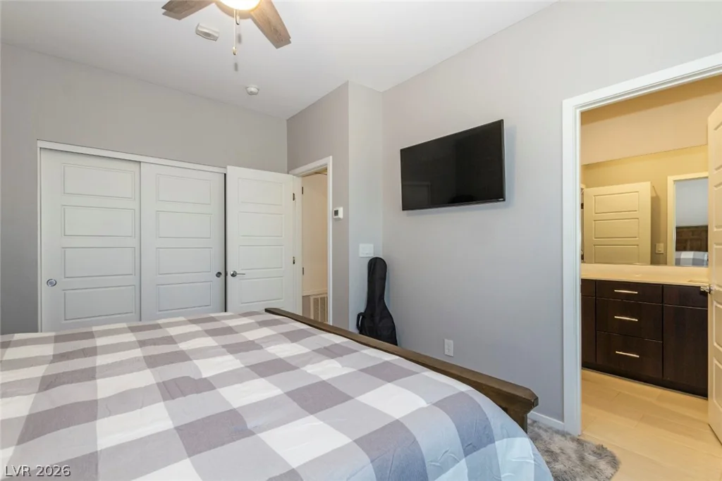11257 Rainbow Peak, Las Vegas, NV 89135