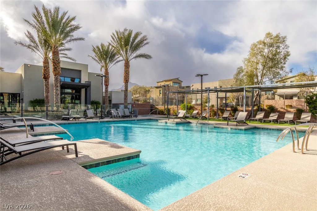 11257 Rainbow Peak, Las Vegas, NV 89135