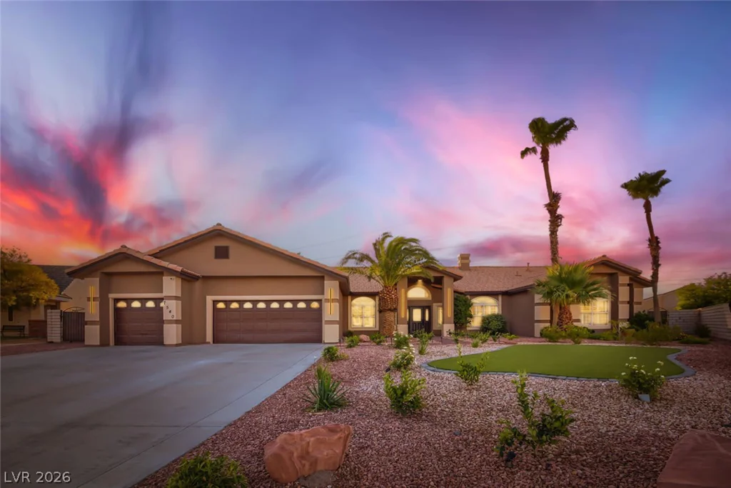 7540 Crystal Cave, Las Vegas, NV 89117