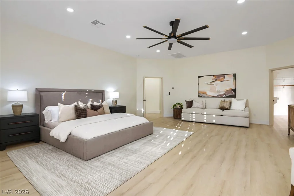 7540 Crystal Cave, Las Vegas, NV 89117