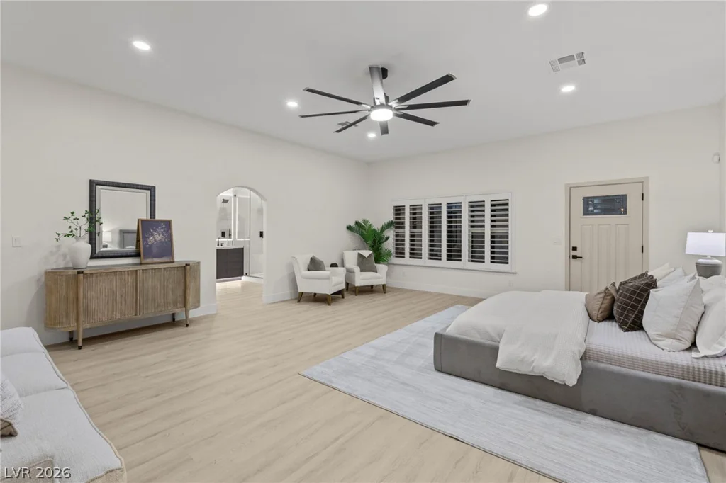 7540 Crystal Cave, Las Vegas, NV 89117