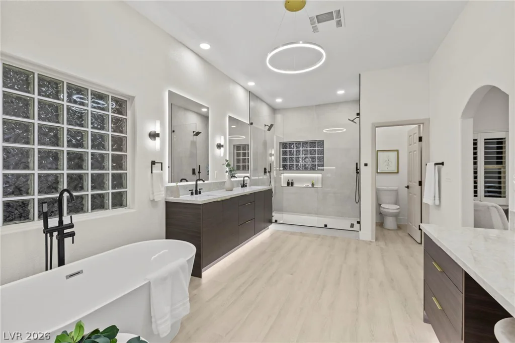 7540 Crystal Cave, Las Vegas, NV 89117