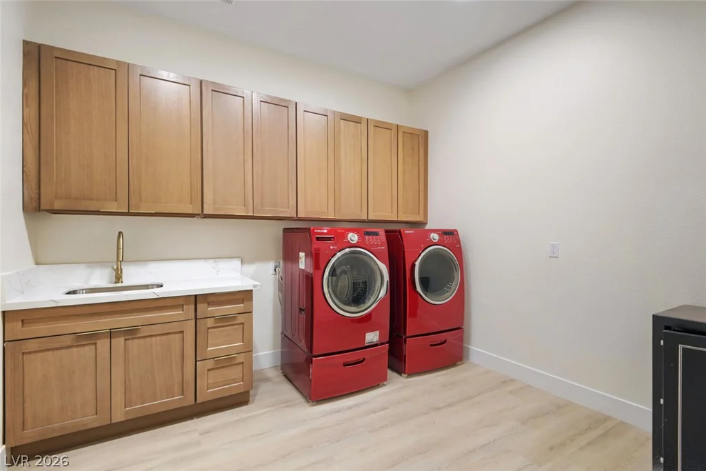 7540 Crystal Cave, Las Vegas, NV 89117
