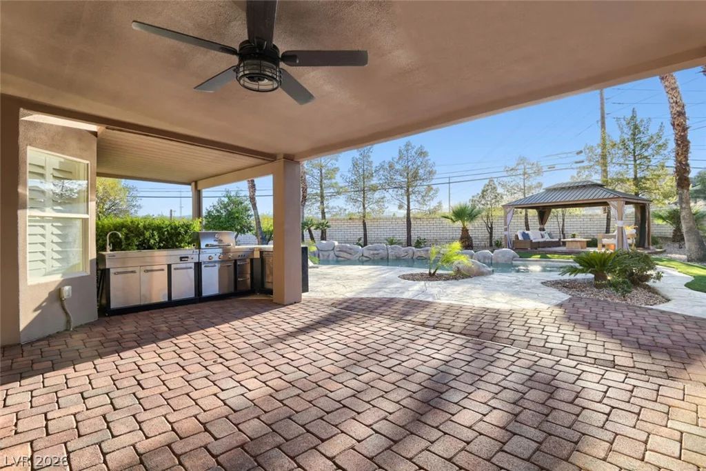7540 Crystal Cave, Las Vegas, NV 89117