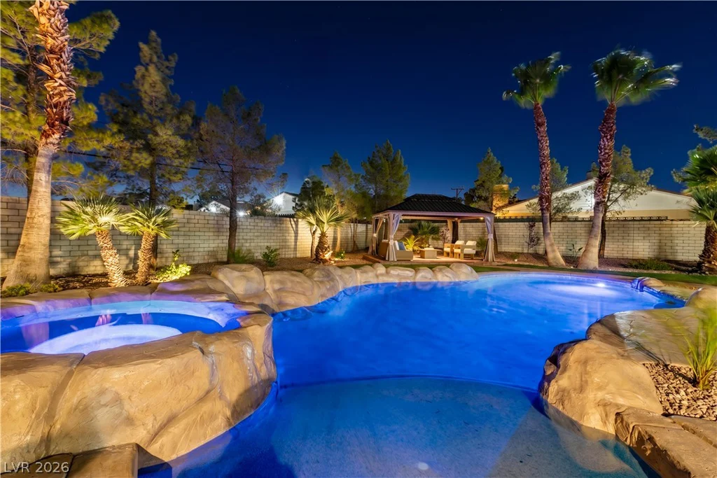 7540 Crystal Cave, Las Vegas, NV 89117