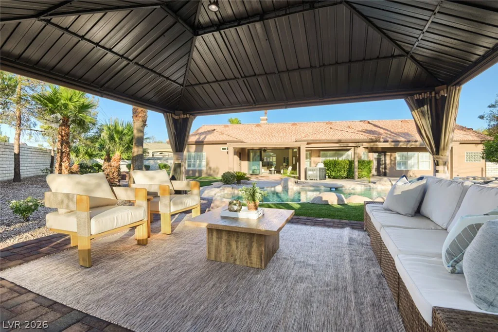 7540 Crystal Cave, Las Vegas, NV 89117