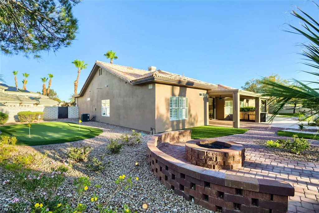 7540 Crystal Cave, Las Vegas, NV 89117