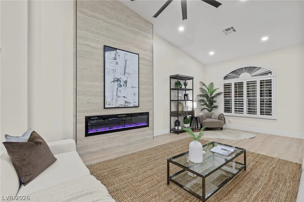 7540 Crystal Cave, Las Vegas, NV 89117