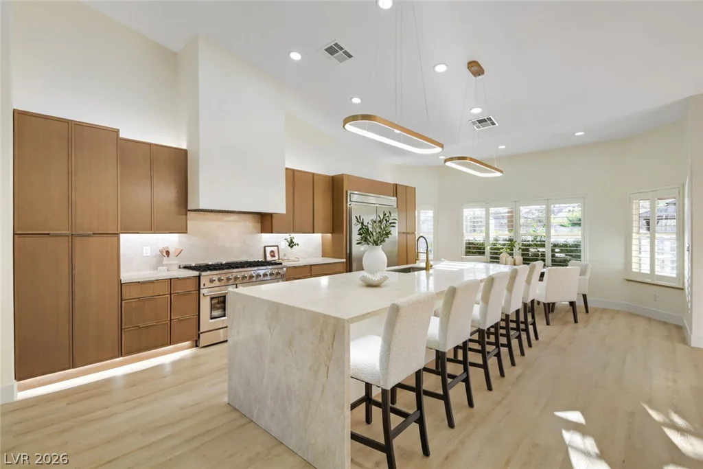 7540 Crystal Cave, Las Vegas, NV 89117