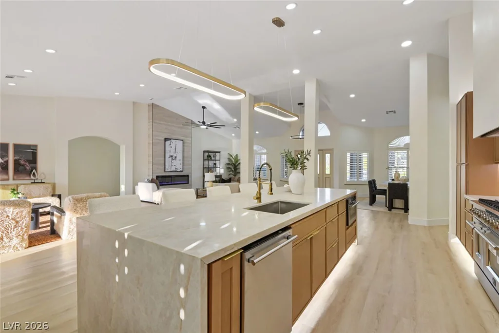 7540 Crystal Cave, Las Vegas, NV 89117