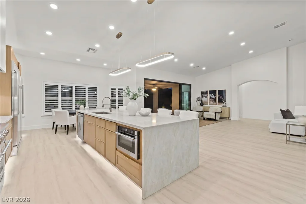 7540 Crystal Cave, Las Vegas, NV 89117