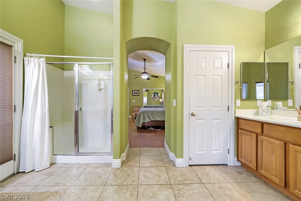 6831 Rose River Falls, Las Vegas, NV 89131