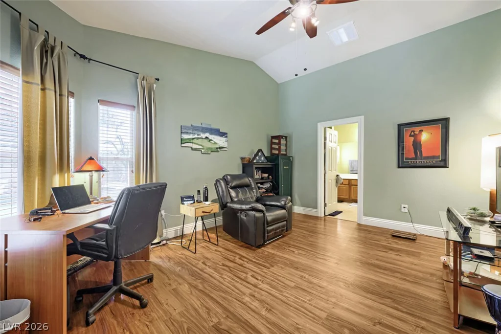 6831 Rose River Falls, Las Vegas, NV 89131