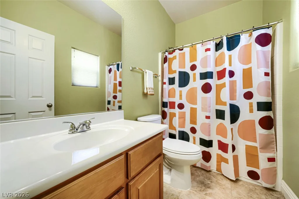 6831 Rose River Falls, Las Vegas, NV 89131