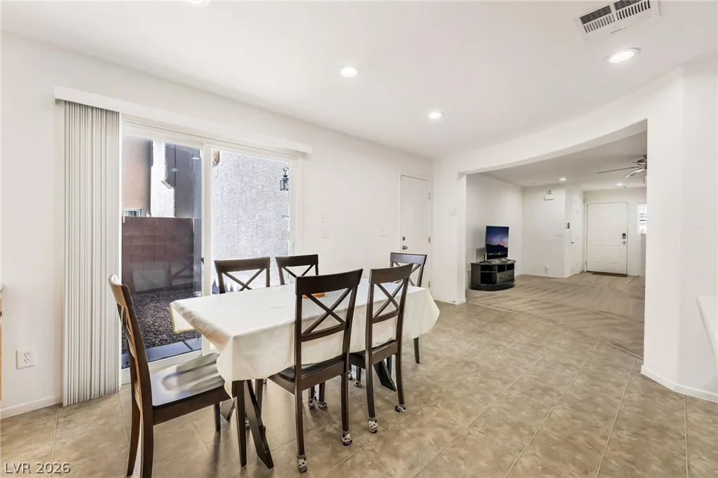 767 Loughton, Las Vegas, NV 89178