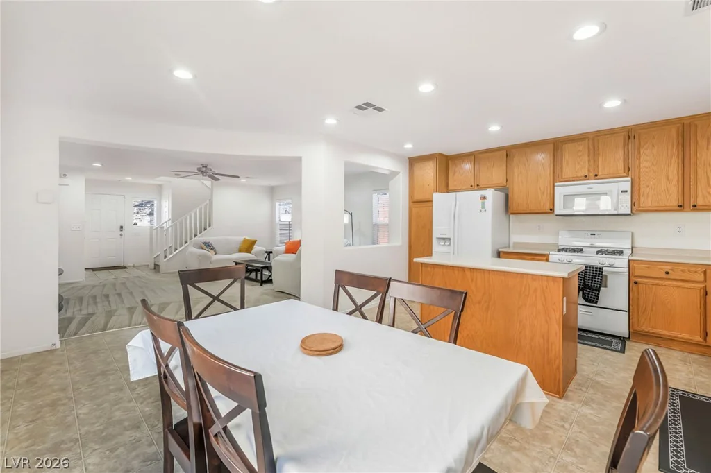 767 Loughton, Las Vegas, NV 89178