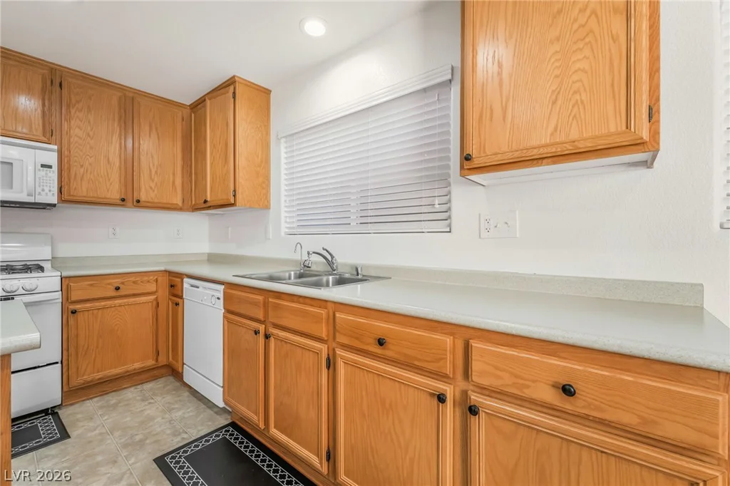 767 Loughton, Las Vegas, NV 89178