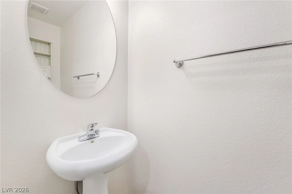767 Loughton, Las Vegas, NV 89178
