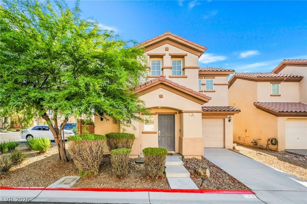767 Loughton, Las Vegas, NV 89178