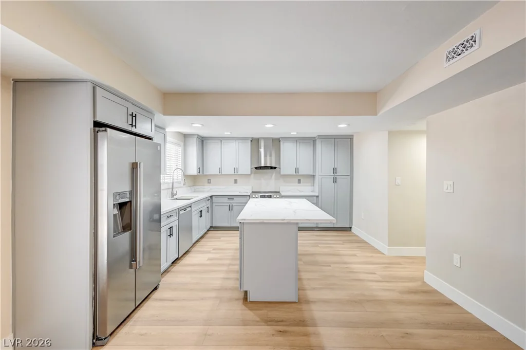 7477 Ullom, Las Vegas, NV 89139
