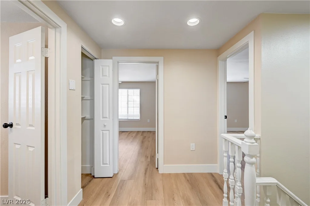 7477 Ullom, Las Vegas, NV 89139