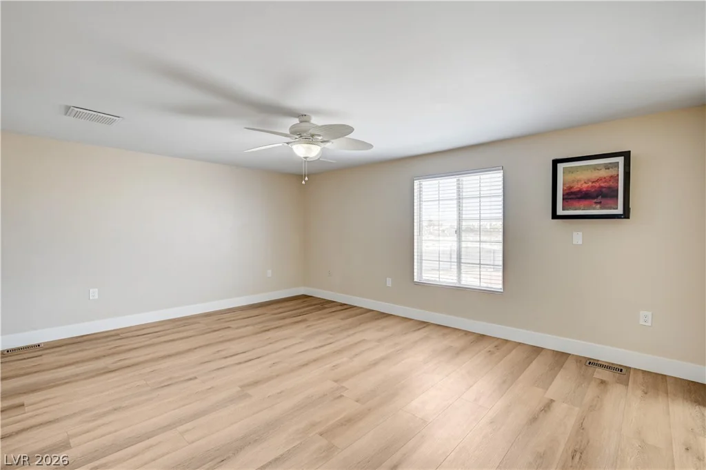 7477 Ullom, Las Vegas, NV 89139