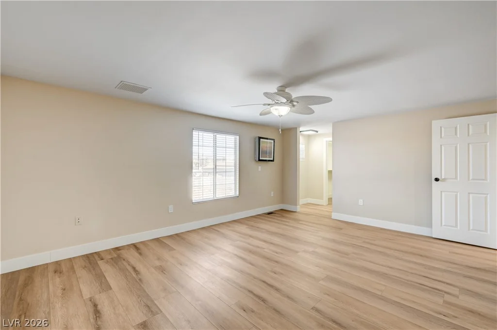 7477 Ullom, Las Vegas, NV 89139