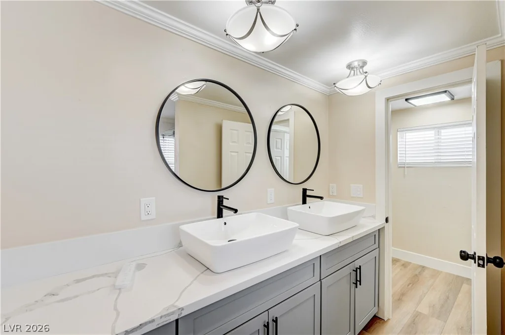 7477 Ullom, Las Vegas, NV 89139