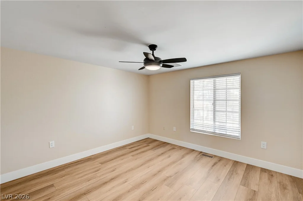 7477 Ullom, Las Vegas, NV 89139