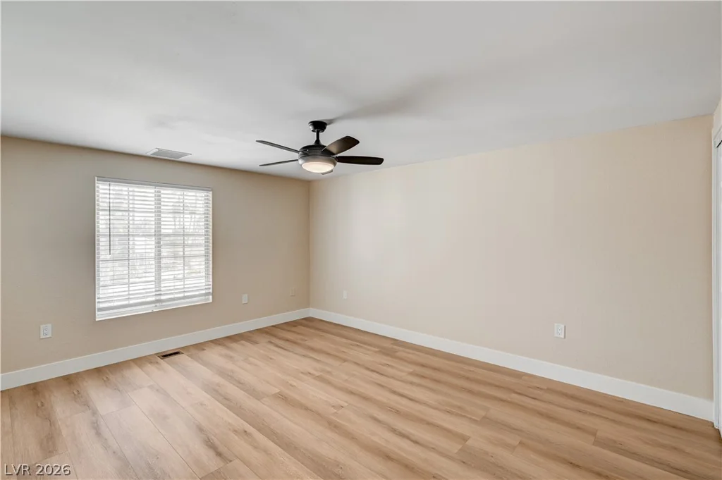 7477 Ullom, Las Vegas, NV 89139