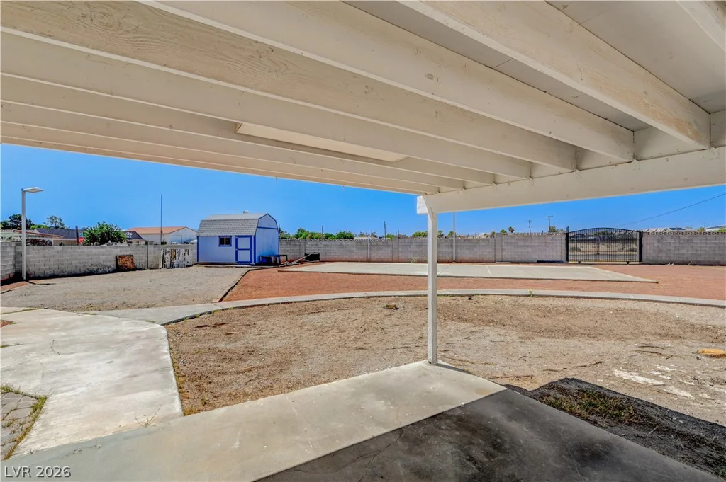 7477 Ullom, Las Vegas, NV 89139
