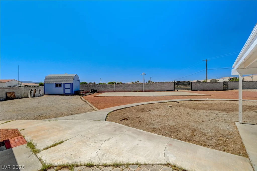 7477 Ullom, Las Vegas, NV 89139
