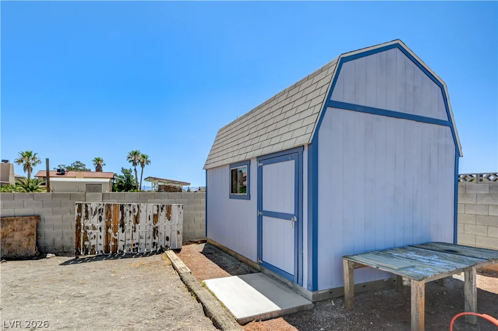 7477 Ullom, Las Vegas, NV 89139