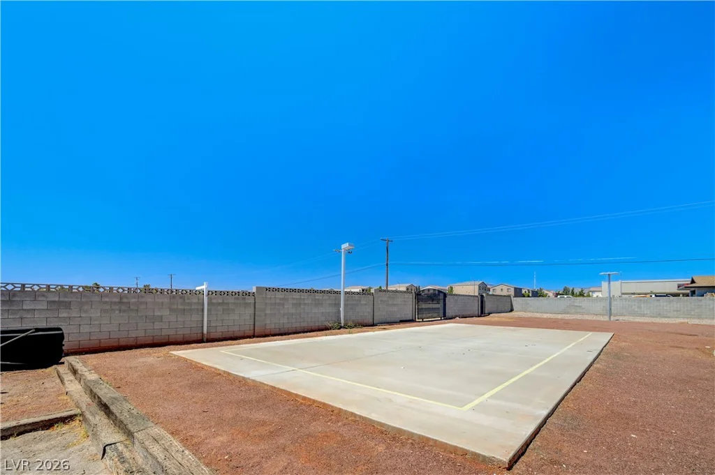 7477 Ullom, Las Vegas, NV 89139