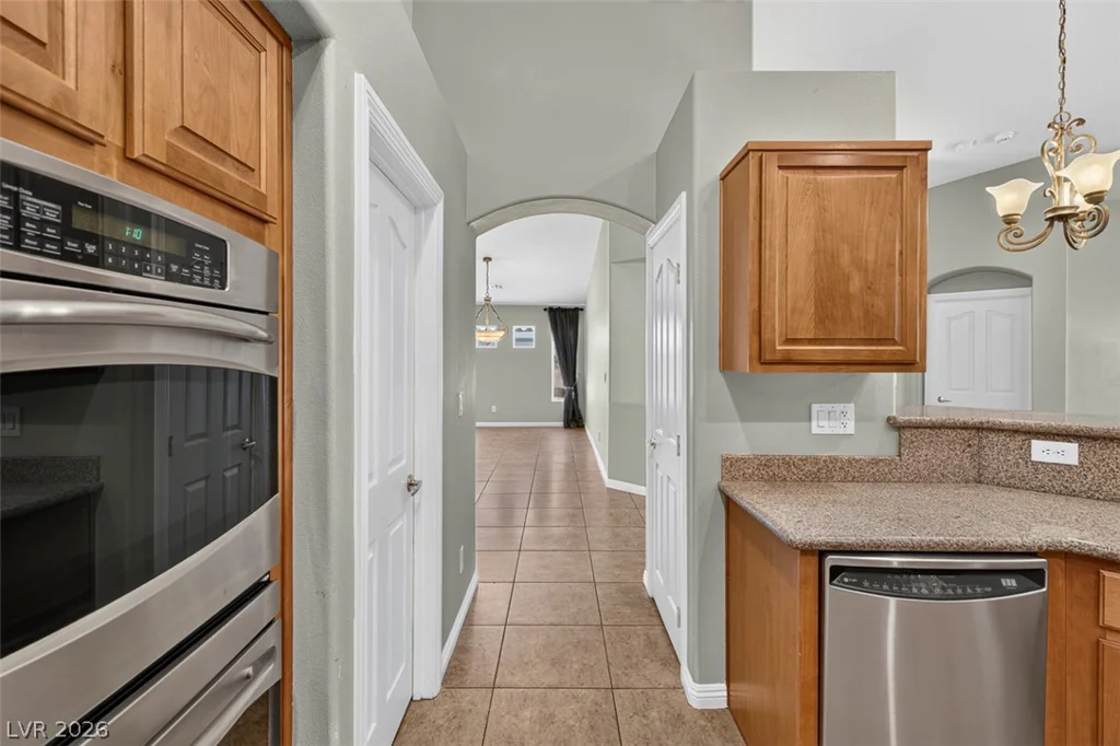 4517 Mohawk River, North Las Vegas, NV 89031