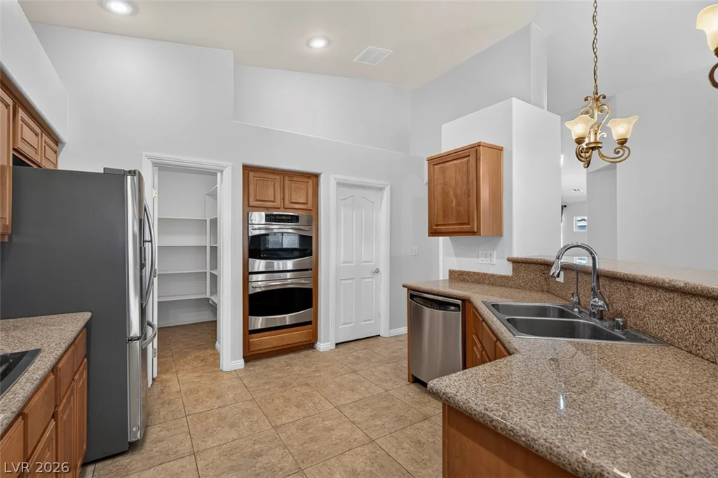4517 Mohawk River, North Las Vegas, NV 89031