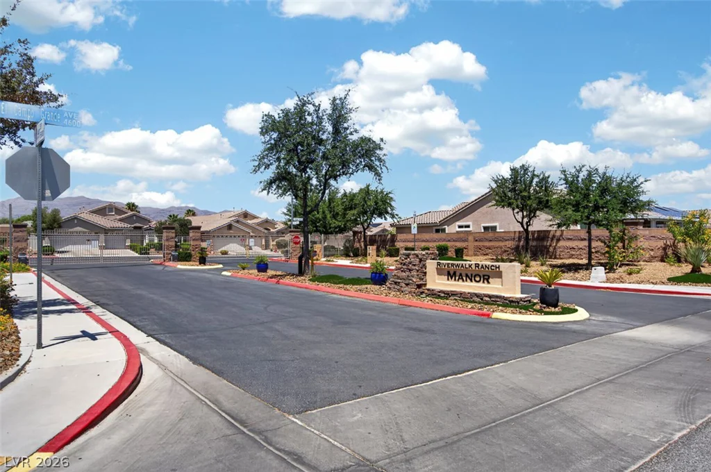 4517 Mohawk River, North Las Vegas, NV 89031