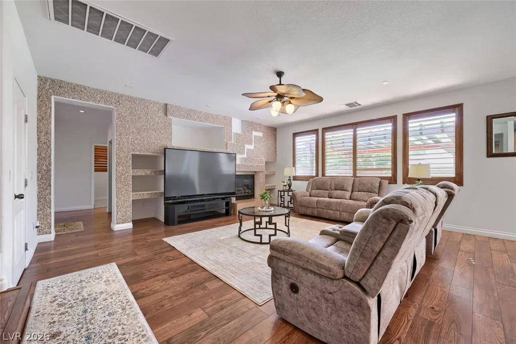 6219 Darby Creek, North Las Vegas, NV 89081