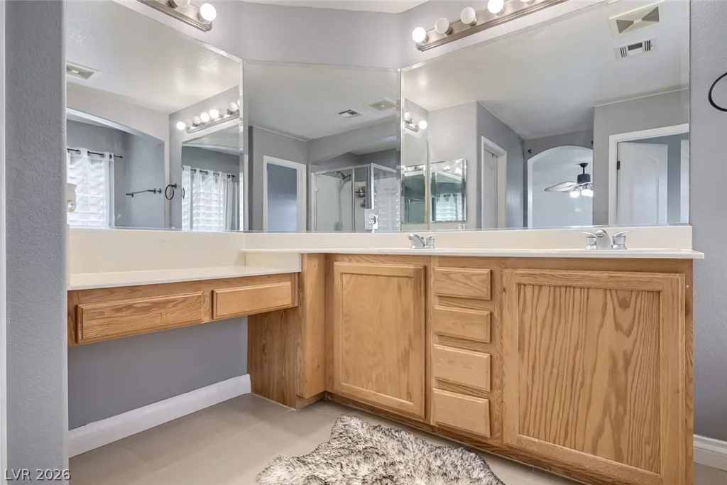 6219 Darby Creek, North Las Vegas, NV 89081