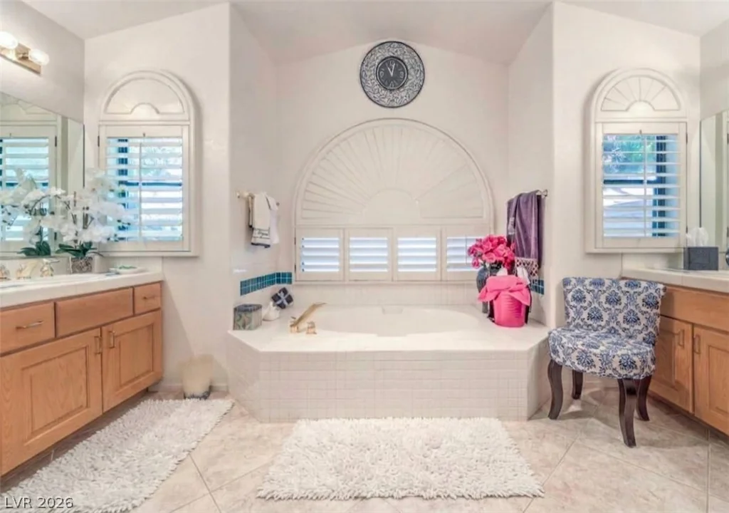 8360 Sugar Bowl, Las Vegas, NV 89128