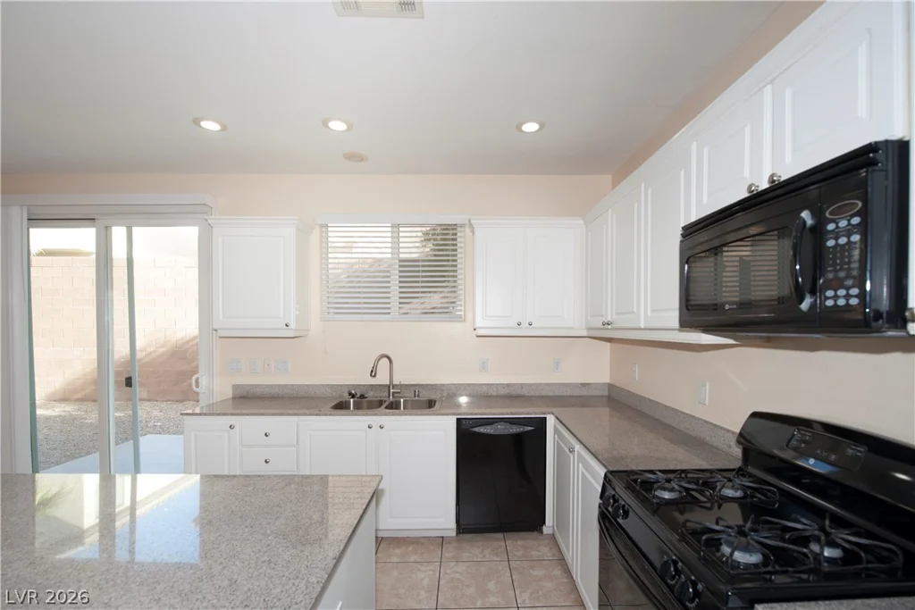 9689 Kampsville, Las Vegas, NV 89148