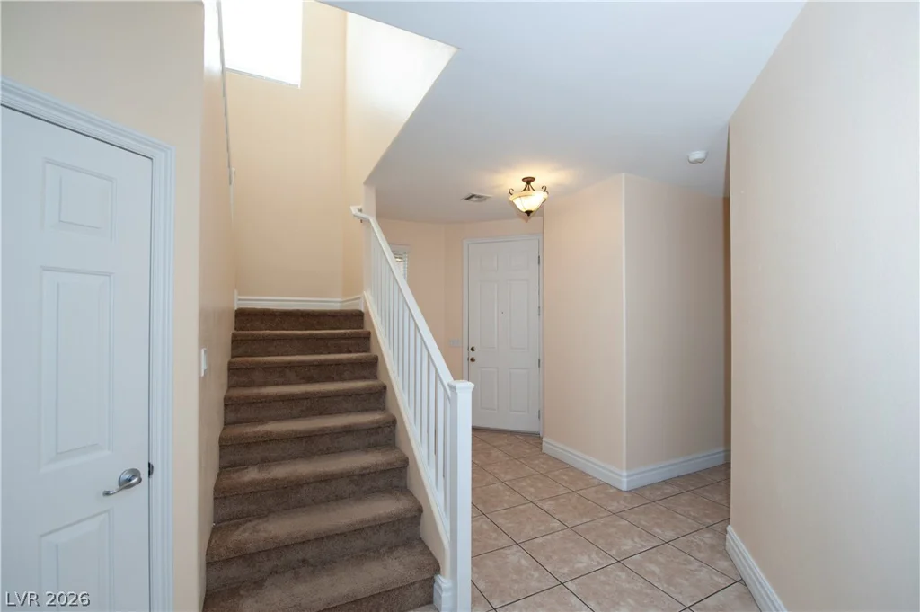 9689 Kampsville, Las Vegas, NV 89148