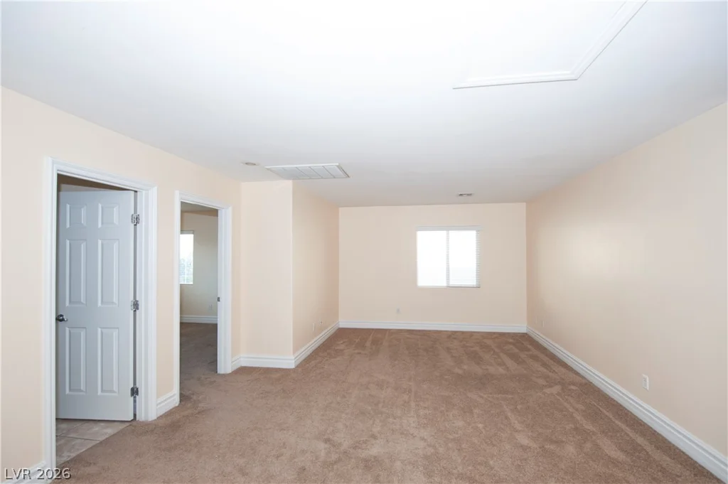 9689 Kampsville, Las Vegas, NV 89148