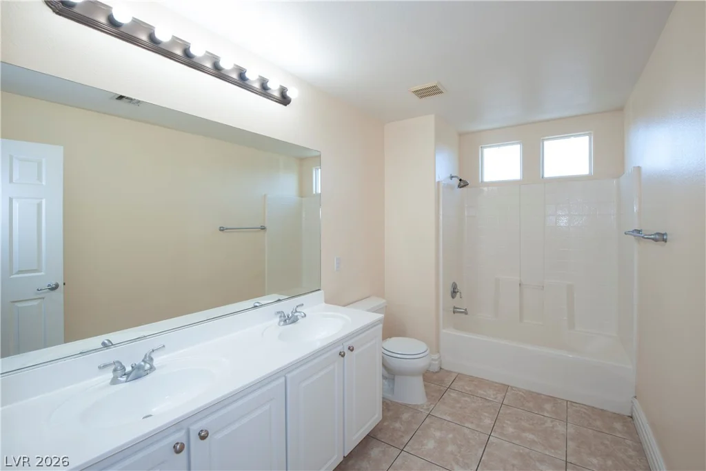 9689 Kampsville, Las Vegas, NV 89148