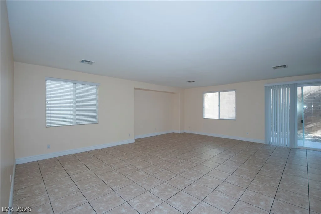 9689 Kampsville, Las Vegas, NV 89148
